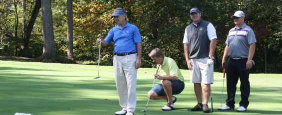 Garney tees up for annual golf tournament